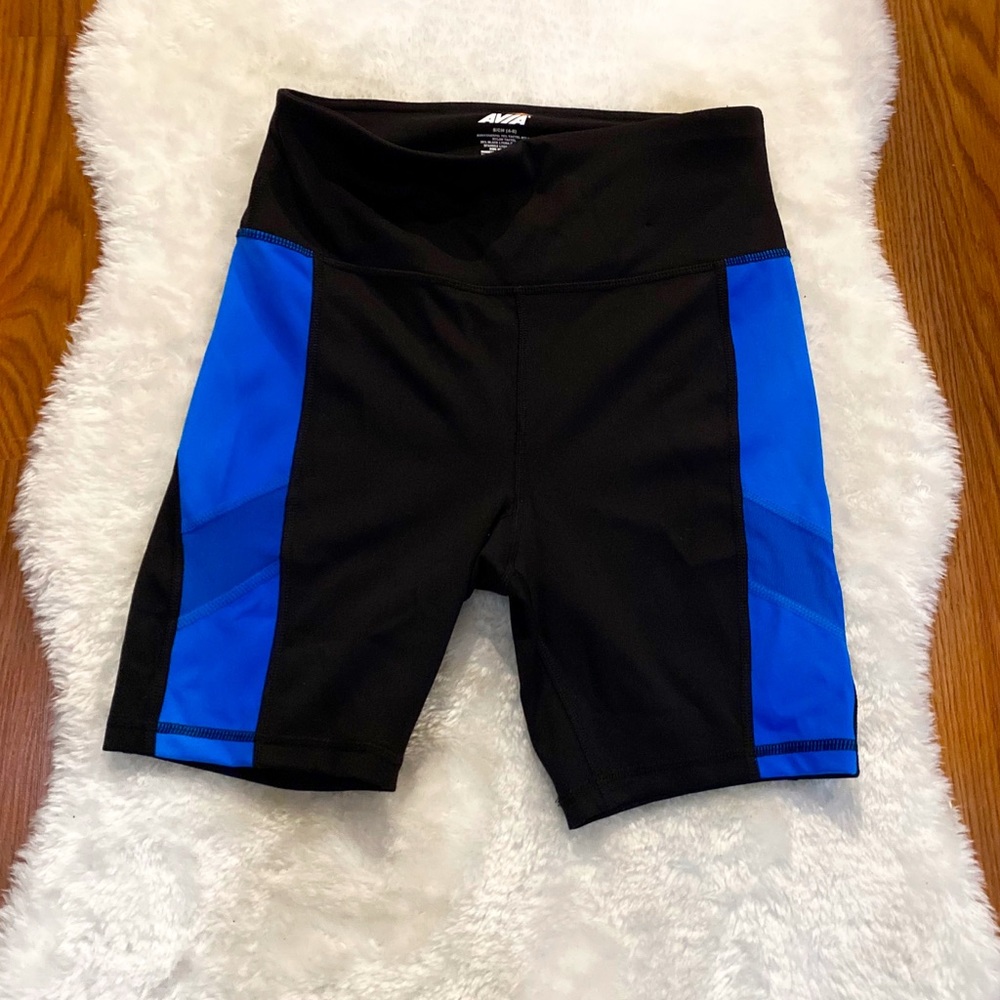 Sculpting biker shorts